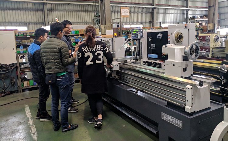 Lắp đặt, bảo trì máy tiện CNC Takang